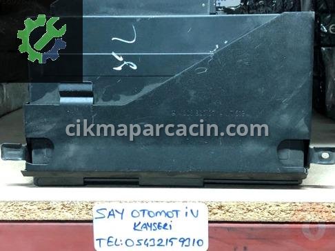 Mercedes-Benz C Serisi Cd Changer A2038703389 çıkma parça