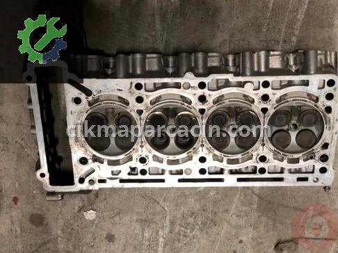 Mercedes-Benz C Serisi Silindir Kapak R2710162201 çıkma parça