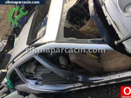 Mercedes-Benz C Serisi Tavan çıkma parça