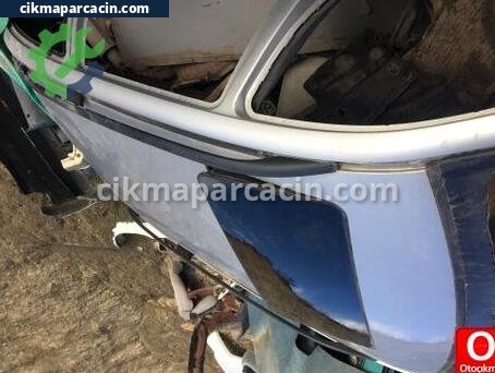 Mercedes-Benz C Serisi Tavan çıkma parça