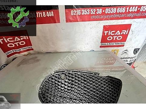 MERCEDES C SERİSİ 205 KASA SAĞ ÖN SİS KAPAĞI