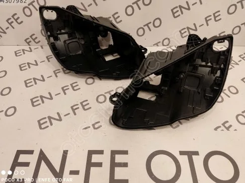 Mercedes-Benz C Serisi Sol Ön Far C180W205LED çıkma parça