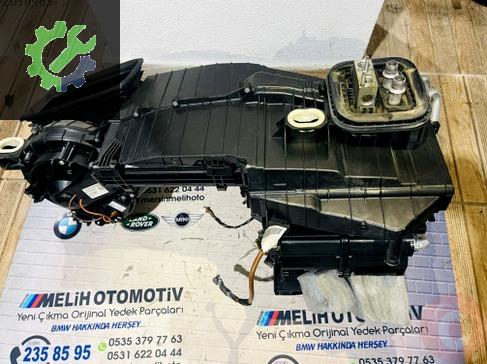 Mercedes-Benz CLA Kalorifer Kutusu çıkma parça