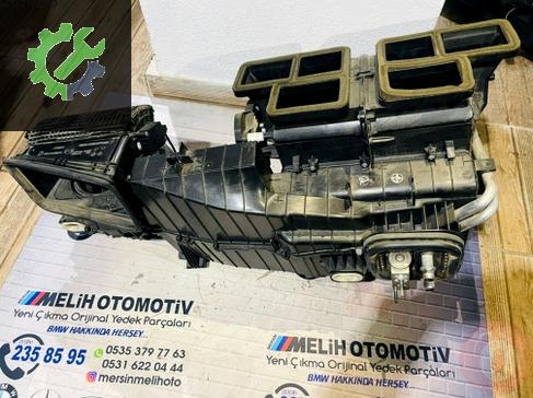 Mercedes-Benz CLA Kalorifer Kutusu çıkma parça