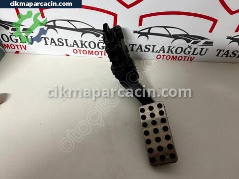 Mercedes-Benz Cla Pedal çıkma parça
