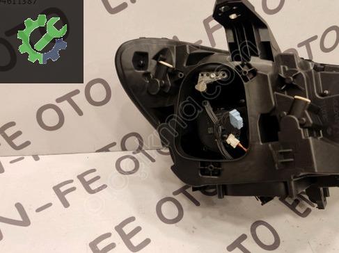 Mercedes-Benz CLA Sol Ön Far A1178206761 çıkma parça