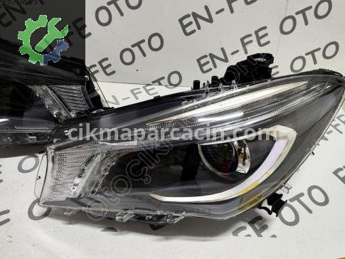 Mercedes-Benz CLA Sol Ön Far A1179065100 çıkma parça