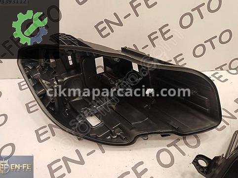 Mercedes-Benz CLS Far Kasası çıkma parça