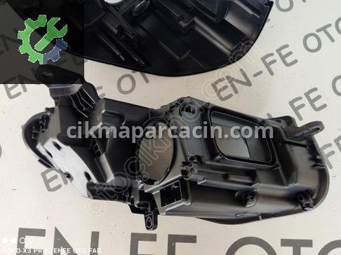 Mercedes-Benz CLS Far Camı çıkma parça