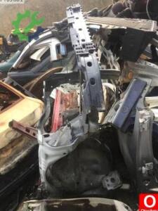 Çıkma Mercedes-Benz E Serisi Sağ Şasi