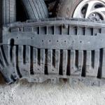 Mercedes E Serisi Çıkma S500 Ön Tampon Alt Koruması