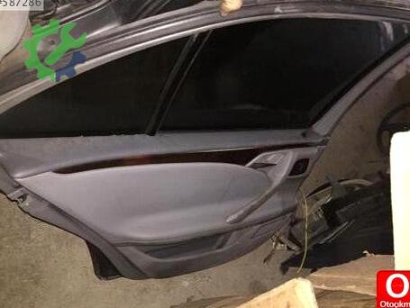 Mercedes-Benz E Serisi Sol Arka Kapı çıkma parça