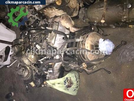 Mercedes-Benz E Serisi Motor Komple çıkma parça