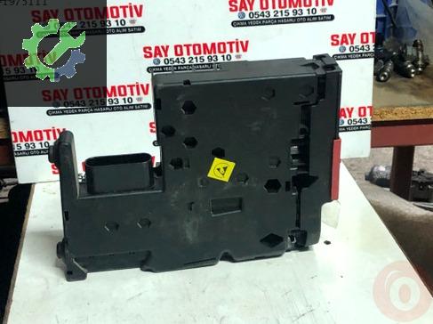 Mercedes E350 W212 sigorta tablosu çıkma A2125407050