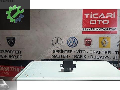 Mercedes E55 AMG Fuse box W211 beyin