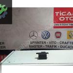 Mercedes E55 AMG Fuse box W211 beyin