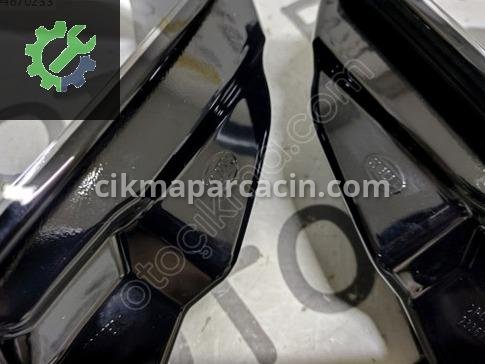 Mercedes-Benz EQB Far Camı çıkma parça