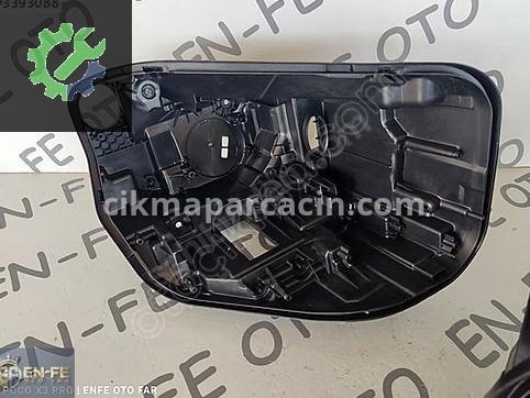 Mercedes-Benz GLB Far Kasası çıkma parça