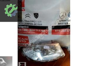 MERCEDES SİPRİNTER 2020 SOL SAĞ ÖN FAR