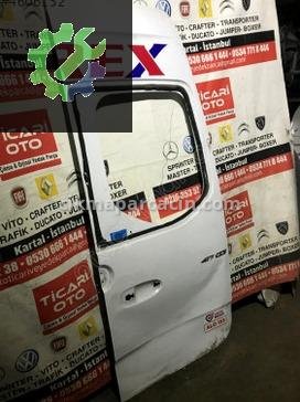 Mercedes-Benz Sprinter Sağ Arka Kapı çıkma parça