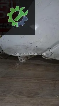 Mercedes-Benz Sprinter Sol Ön Çamurluk çıkma parça