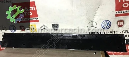 Mercedes-Benz Sprinter Sağ Sürgülü Kapı çıkma parça