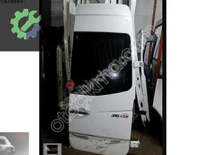 Mercedes Sprinter dolu bagaj kapı