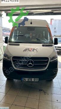 Mercedes Sprinter Ön Cam çıkma parça