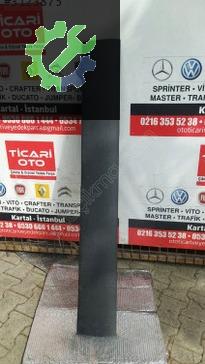 Mercedes-Benz Sprinter Kapı Çıtası çıkma parça