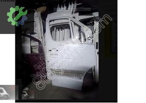 Mercedes Sprinter Sağ Ön Kapı – Oto Çıkma Parçaları
