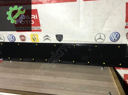 Mercedes Sprinter Sağ Sürgülü Kapı Bandı