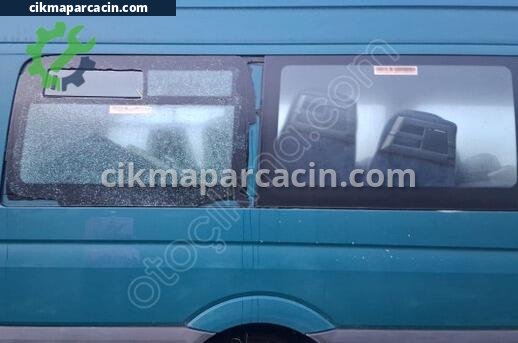 Mercedes-Benz Sprinter Yan Cam çıkma parça