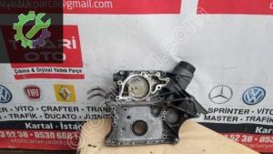 Mercedes Sprinter Yan Motor Kapağı – Orijinal Çıkma Parça