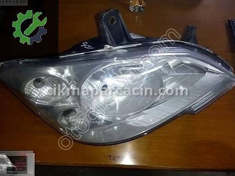 Mercedes-Benz Viano Sağ Ön Far çıkma parça
