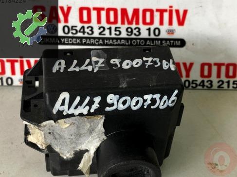 Mercedes vito ezs kontak yuvası orj cikma A4479007306