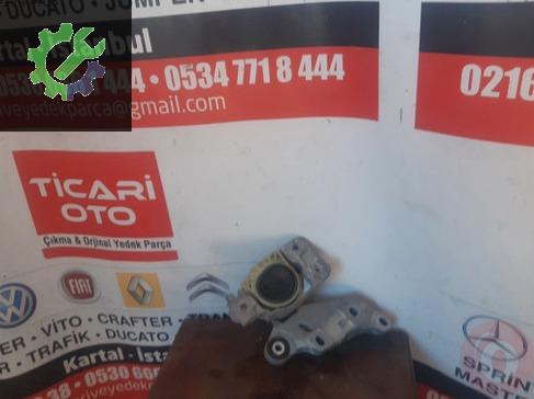 MERCEDES VİTO MOTOR KULAĞI 2015-2022