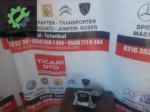 MERCEDES VİTO MOTOR KULAĞI 2015-2022