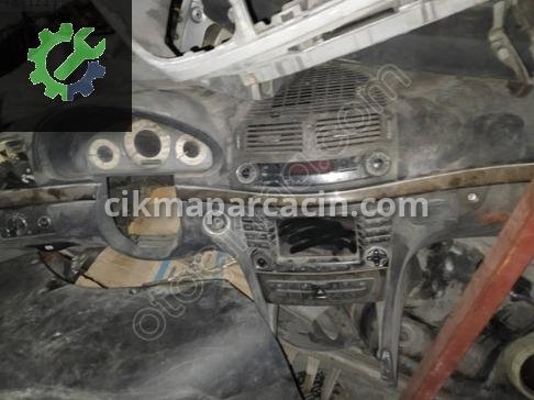 Mercedes-Benz CLK Komple Torpido çıkma parça