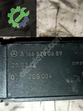 Mercedes-Benz C Serisi Multimedya / Teyp A1668200689 çıkma parça