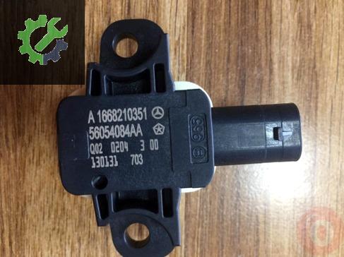 Mercedes-Benz 200 Park Sensörü A1668210351 çıkma parça