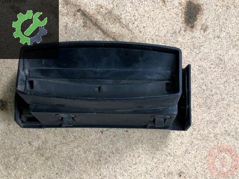 Mercedes w124 kalorifer ızgarası hava menfezi cikma sol