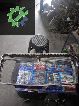 Mercedes-Benz A Serisi Ön Panjur çıkma parça