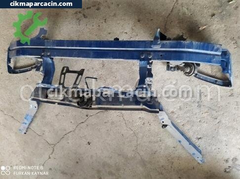 Mercedes-Benz A Serisi Komple Ön çıkma parça