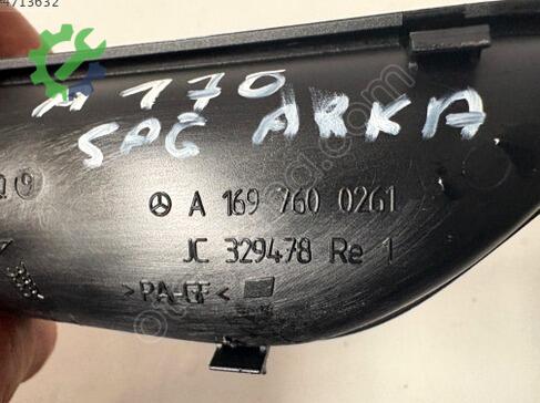 Mercedes-Benz A Serisi Sağ Arka Kapı A1697600261 çıkma parça