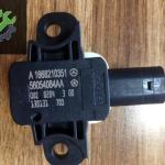 MERCEDES W176 ÇIKMA DARBE SENSÖR A1668210351