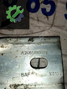 Mercedes-Benz C Serisi Motor Braketi A2466190025 çıkma parça