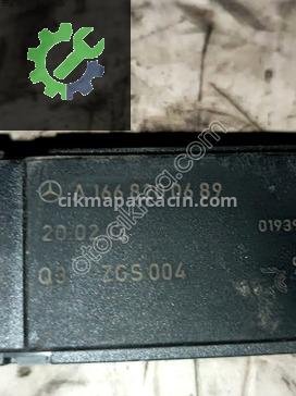 Mercedes-Benz C Serisi Multimedya / Teyp A1668200689 çıkma parça