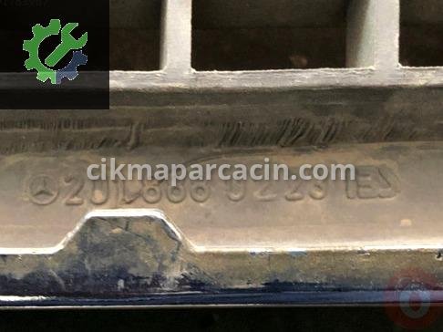 Mercedes-Benz 190 Panjur 2018880223 çıkma parça