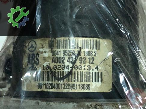 Mercedes w202 C ABS beyni A0024319212