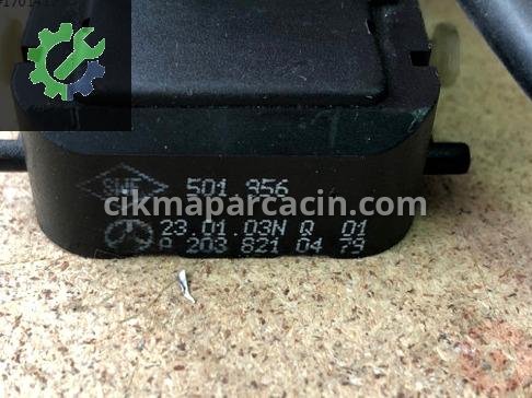 Mercedes-Benz G Serisi Cam Düğmesi A2038210479 çıkma parça